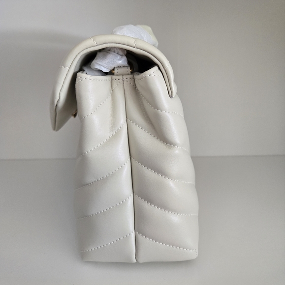 Authentic Saint Laurent Small LouLou - Picture 4 of 11